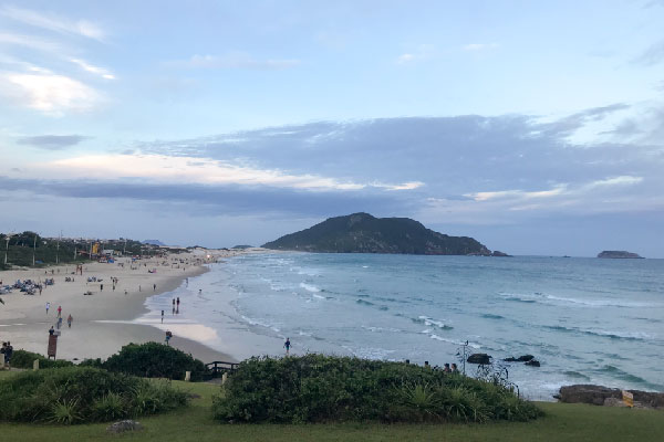 Apartamento de Luxo na Praia - Costão das Gaivotas